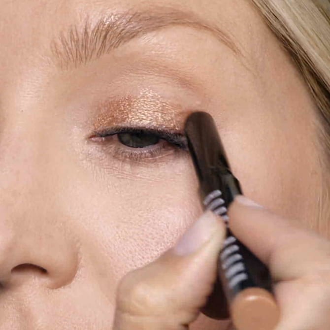 guide pour rehausser la couleur de vos yeux bobbi brown cosmetics
