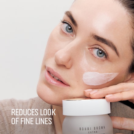 Extra Repair Hydrating Skincare Gift Set with Peptides