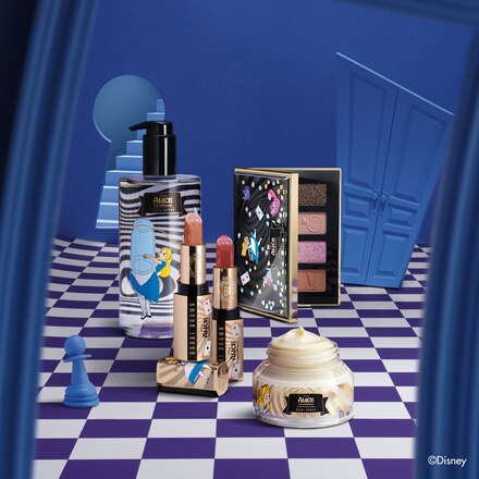 Alice in Wonderland Eyeshadow Palette